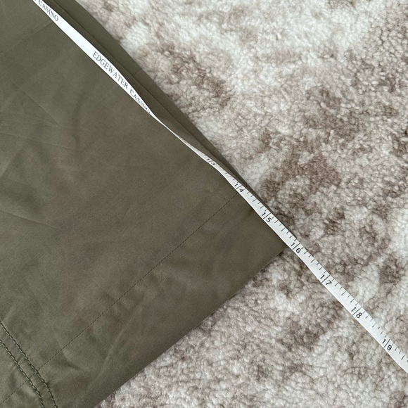 VAKKO green tank and pants set - Picture 7 of 10